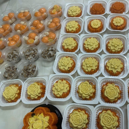 xôi chè cúng đầy tháng